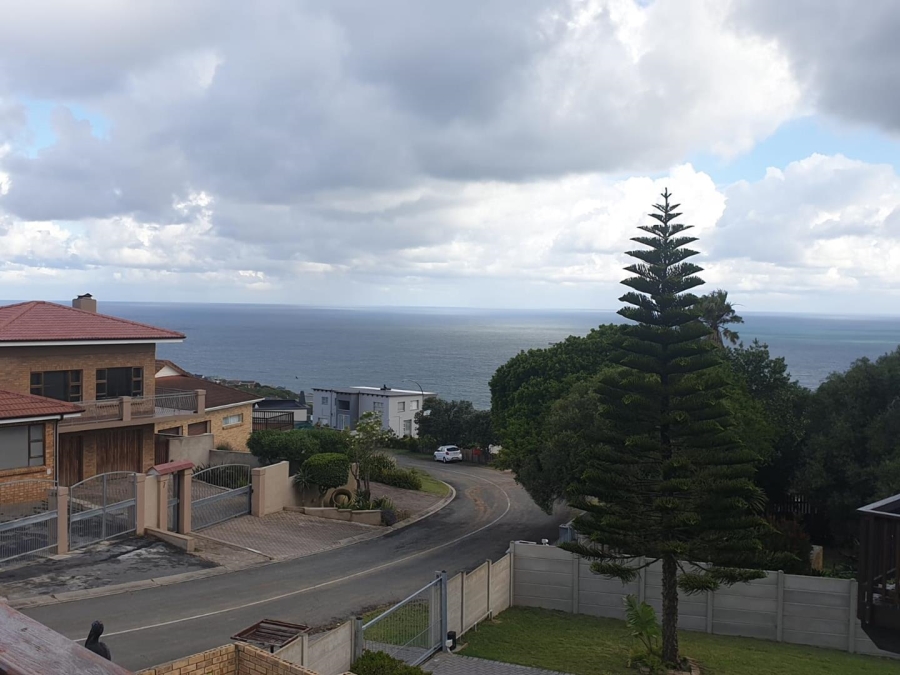 5 Bedroom Property for Sale in Dana Bay Western Cape